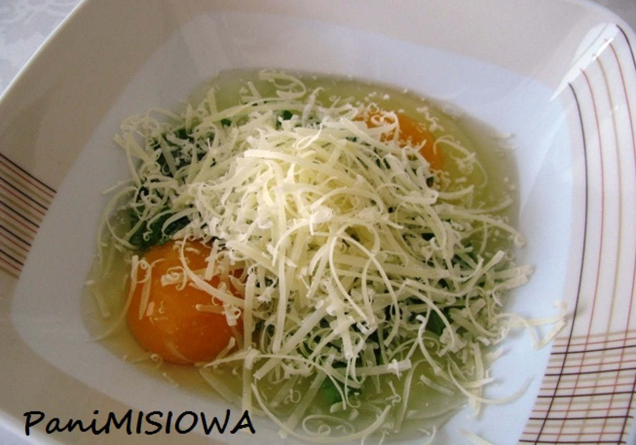 Włoski omlet z bazylią foto