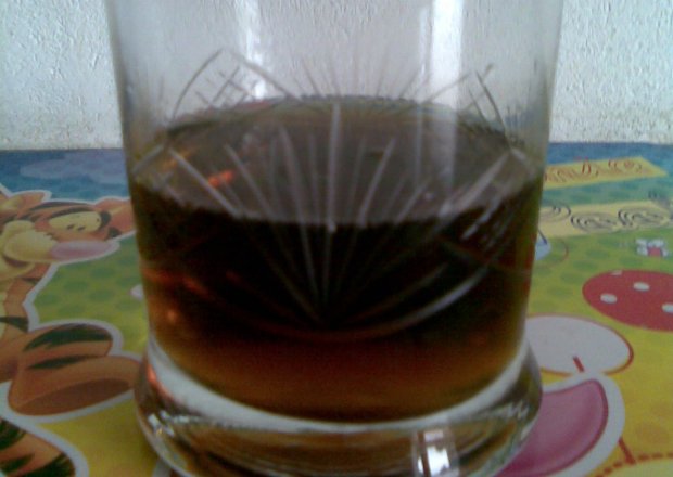 Fotografia przedstawiająca Wódka z napojem typu cola