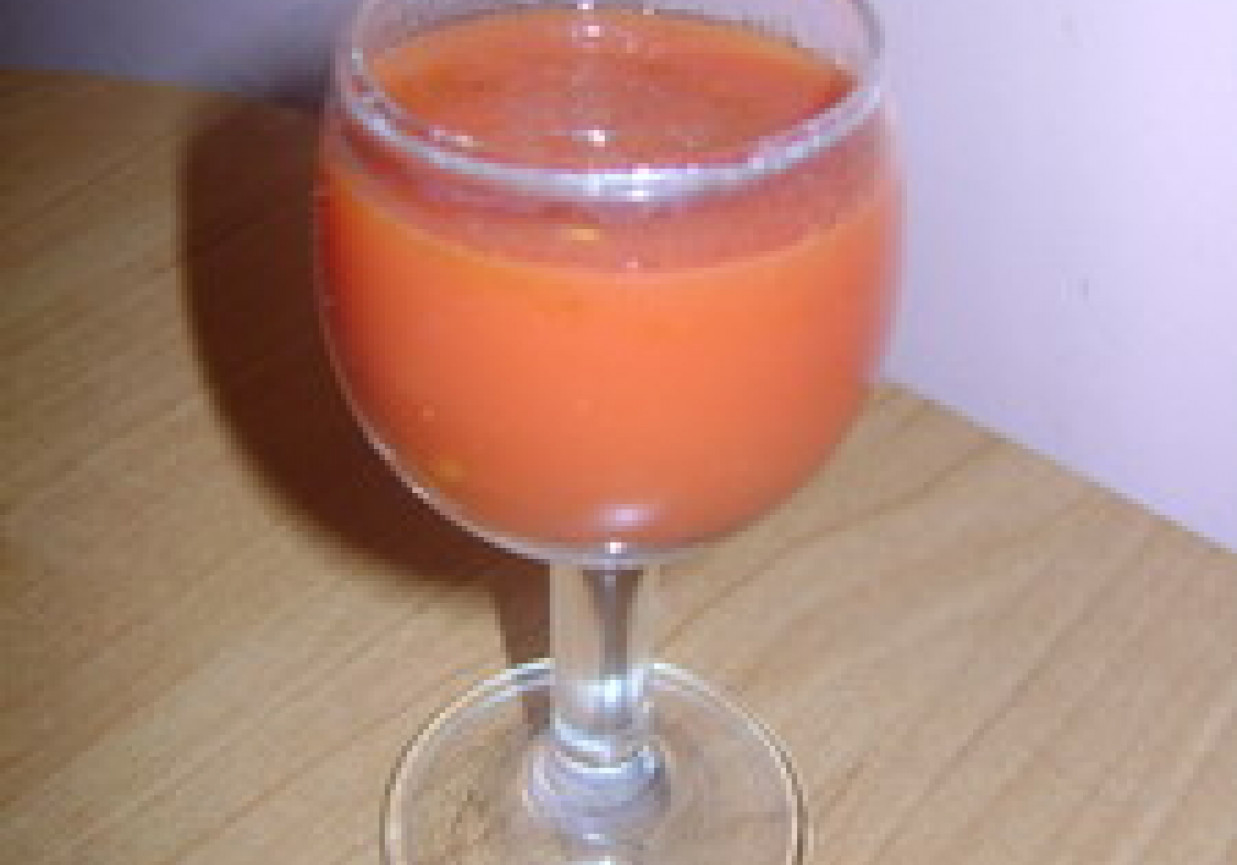 wódka z sokiem pomidorowym foto