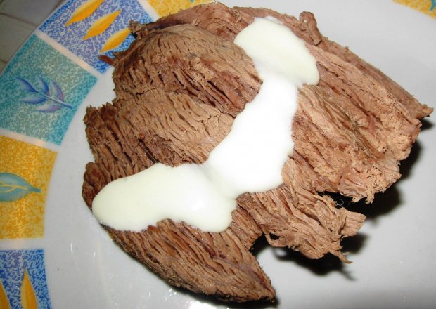 Fotografia przedstawiająca Wołowina w sosie jogurtowym (Dukanowa)