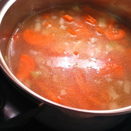 Krok 2 - Wyrazista i gęsta zupa krem z kukurydzy foto