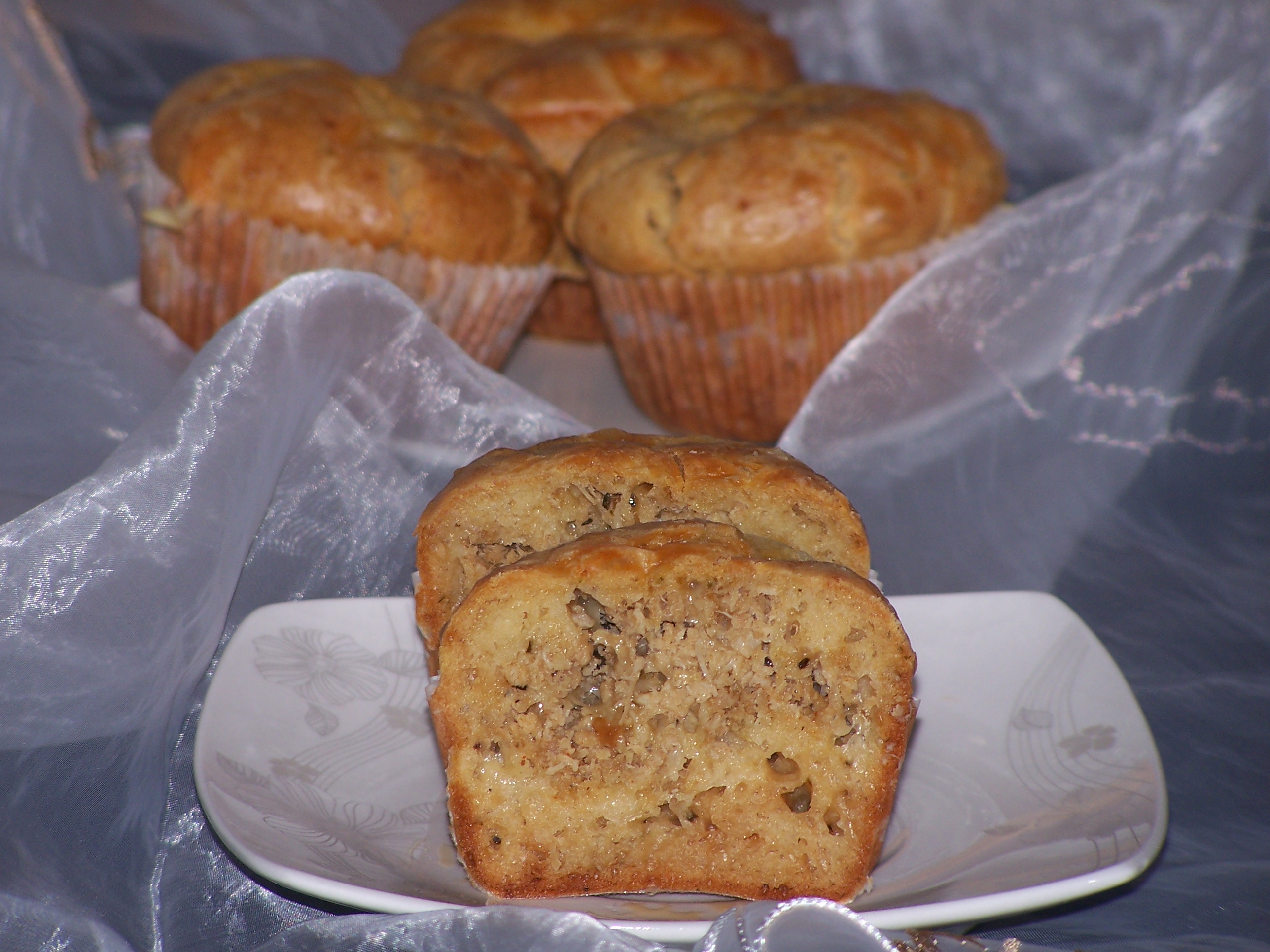 Wytrawne muffinki, czyli albo smaczna przekąska, albo dodatek do kremów :)