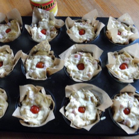 Krok 5 - Wytrawne muffinki z majonezem foto