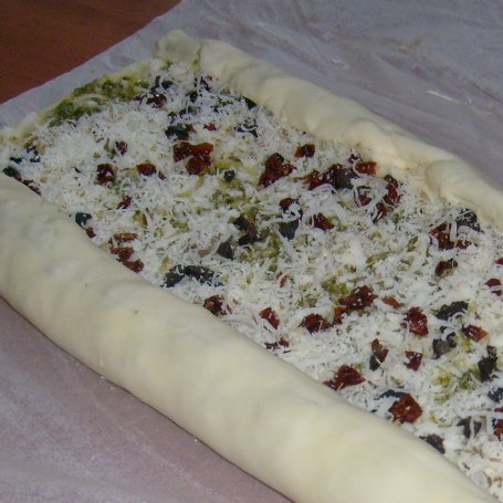 Krok 3 - WYTRAWNE PALMIERY Z SUSZONYMI POMIDORAMI I OLIWKAMI foto
