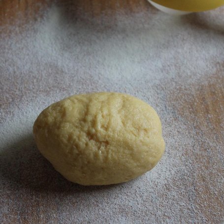 Krok 1 - Zakręcona zapiekanka makaronowa z pieczarkami i serem foto