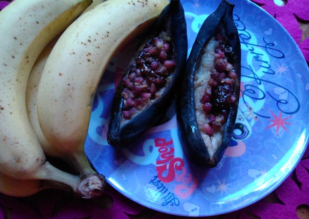 Fotografia przedstawiająca Zapieczone banany z grilla