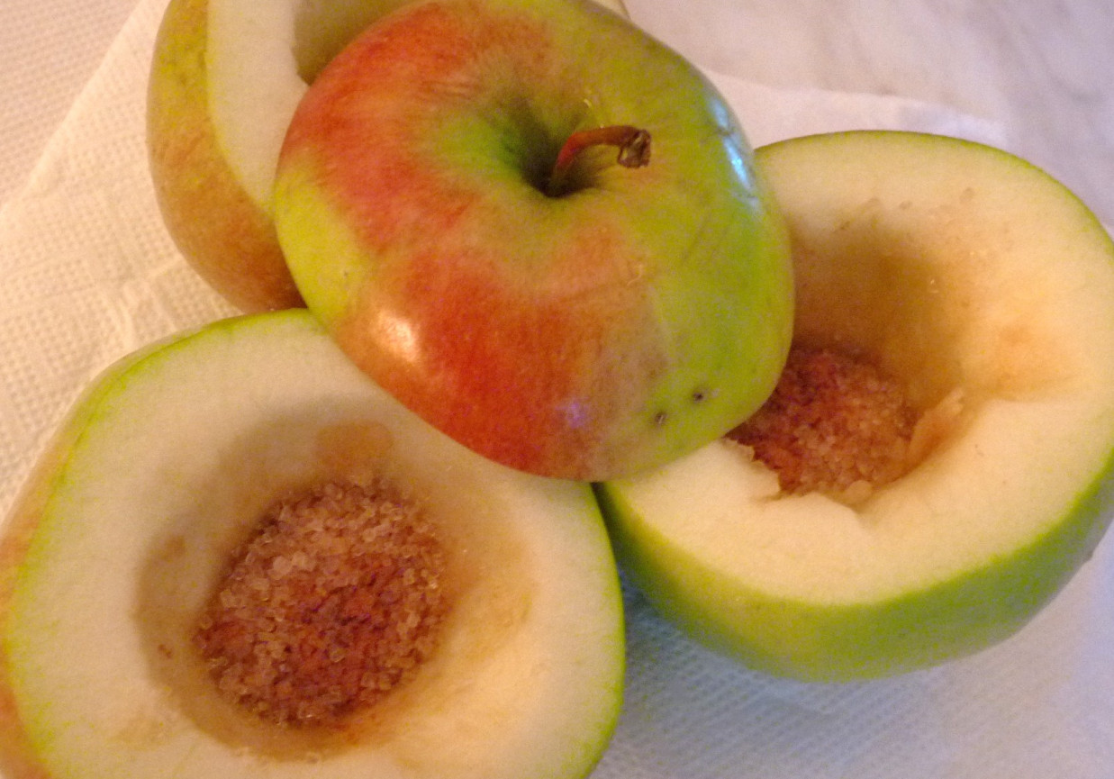 Zapiekane jabłka z kardamonem foto