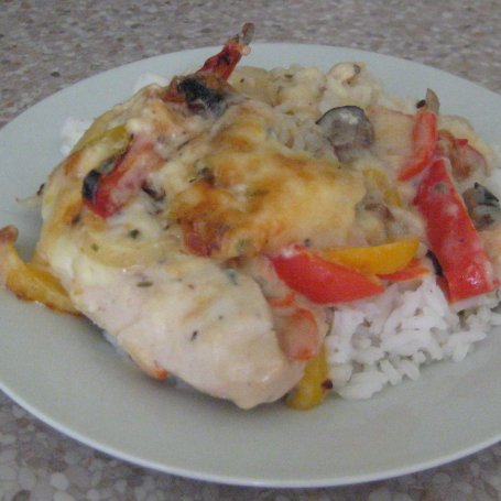 Krok 10 - Zapiekane roladki drobiowe z warzywami foto