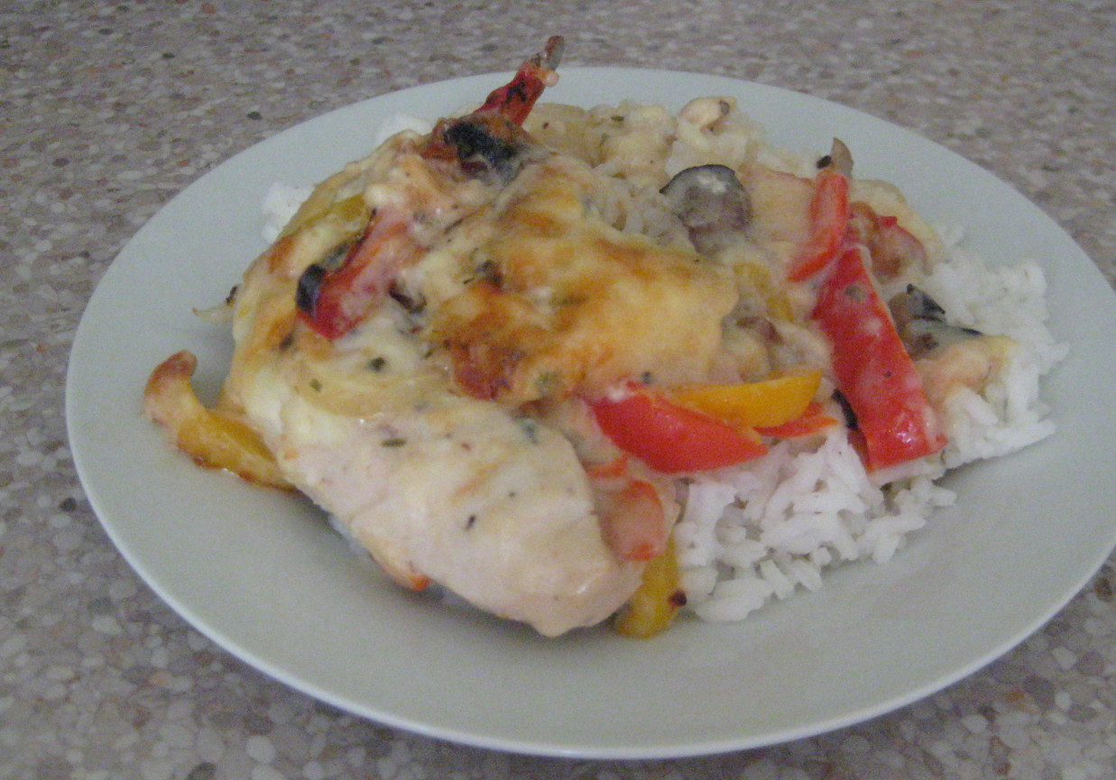 Zapiekane roladki drobiowe z warzywami foto