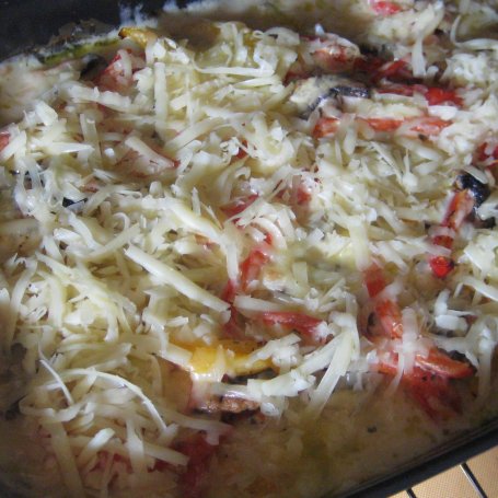 Krok 9 - Zapiekane roladki drobiowe z warzywami foto