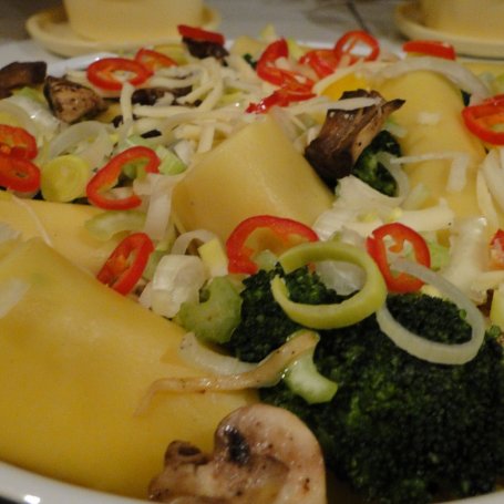 Krok 5 - Zapiekane ruloniki z lasagne foto
