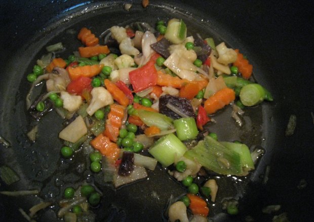 Fotografia przedstawiająca zapiekane warzywa