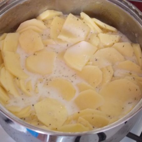 Krok 3 - Zapiekane ziemniaki w sosie musztardowym foto