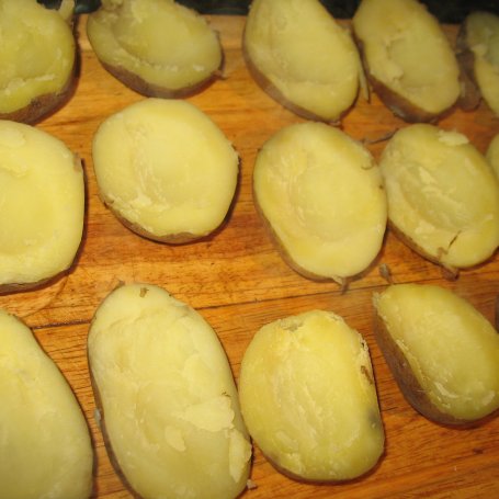 Krok 1 - Zapiekane ziemniaki z boczkiem foto