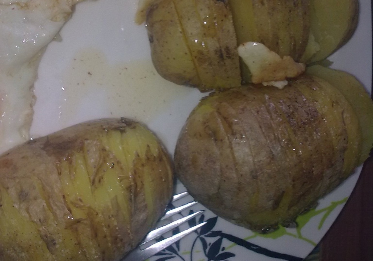 Zapiekane ziemniaki foto