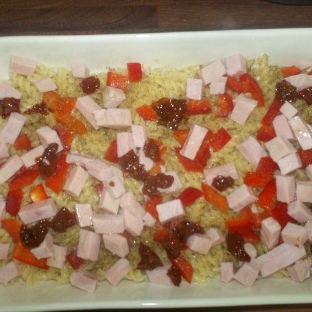 Krok 2 - Zapiekanka makaronowa z brokułem i szynką foto