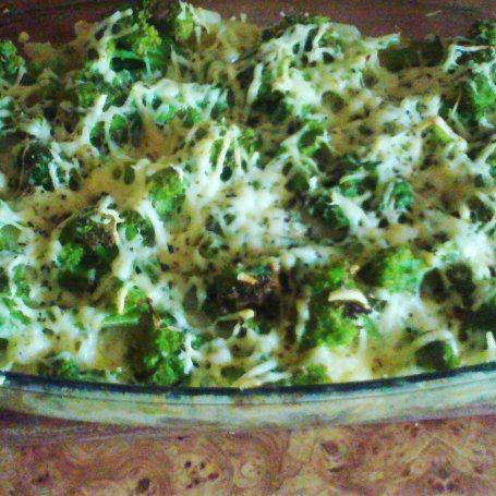 Krok 17 - Zapiekanka makaronowa z brokułem foto