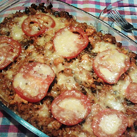 Krok 3 - Zapiekanka makaronowa z mięsem mielonym i sosem pomidorowym foto