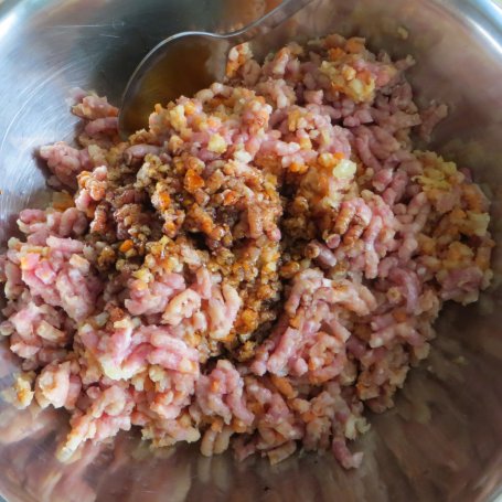 Krok 1 - Zapiekanka mięsna z ziemniakami i porem foto