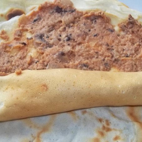 Krok 3 - Zapiekanka naleśnikowa w salsie meksykańskiej foto