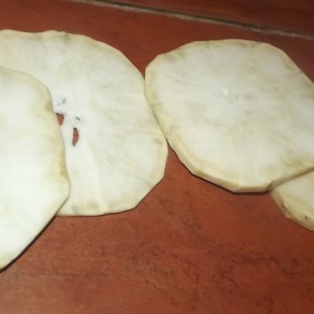 Krok 1 - Zapiekanka pachnąca lasem z makaronem i selerem foto