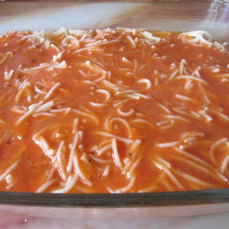 Krok 3 - Zapiekanka pomidorowa z makaronem foto