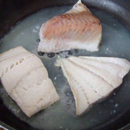 Krok 2 - Zapiekanka rybna z ziemniakami foto