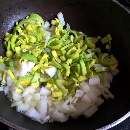 Krok 1 - Zapiekanka ryżowa z warzywami i pieczarkami foto