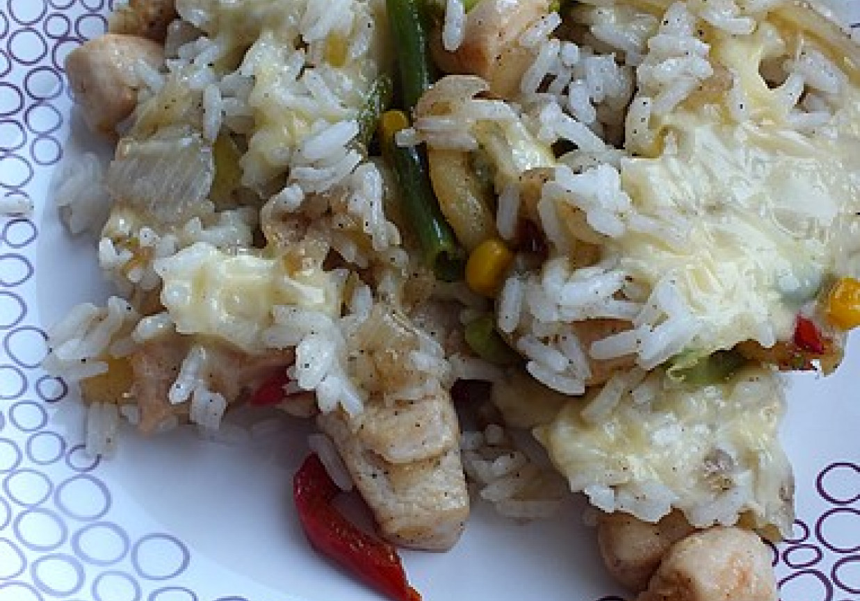 Zapiekanka ryżowo - drobiowa z warzywami foto