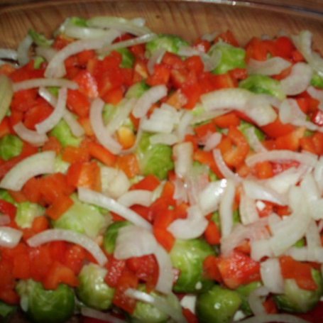 Krok 3 - Zapiekanka warzywna z sosem serowym foto