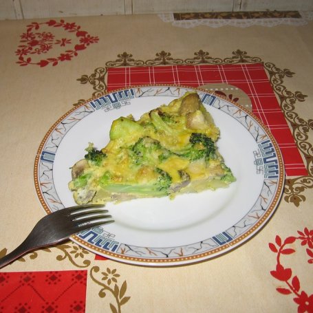 Krok 6 - Zapiekanka z jajek, brokułów  i pieczarek foto