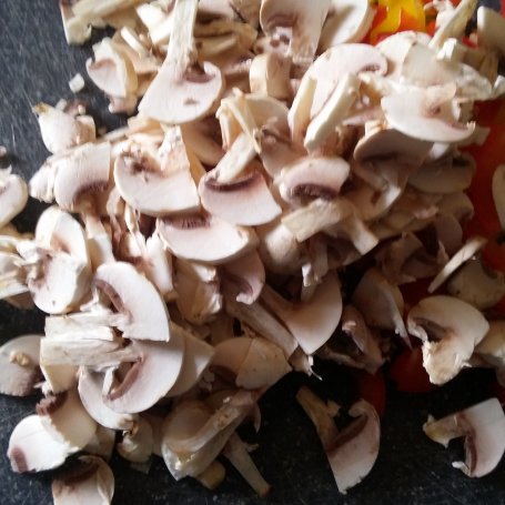Krok 1 - Zapiekanka z makaronem i mięsem mielonym foto