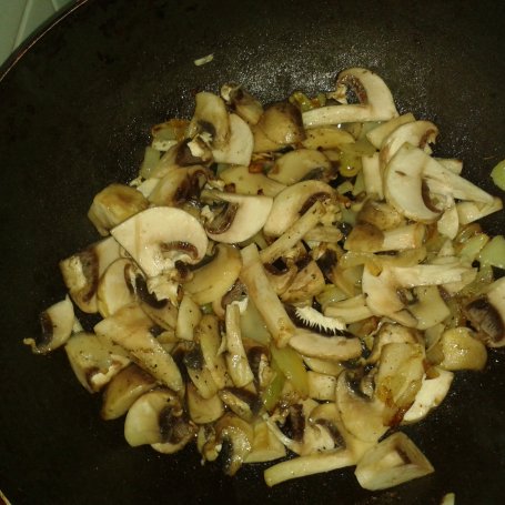 Krok 1 - Zapiekanka z makaronem i serem foto