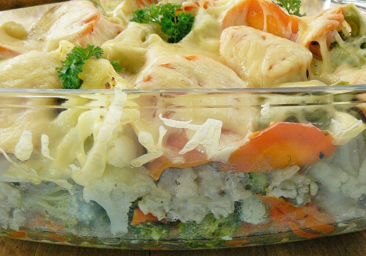 Zapiekanka z tuńczykiem ryżowa foto