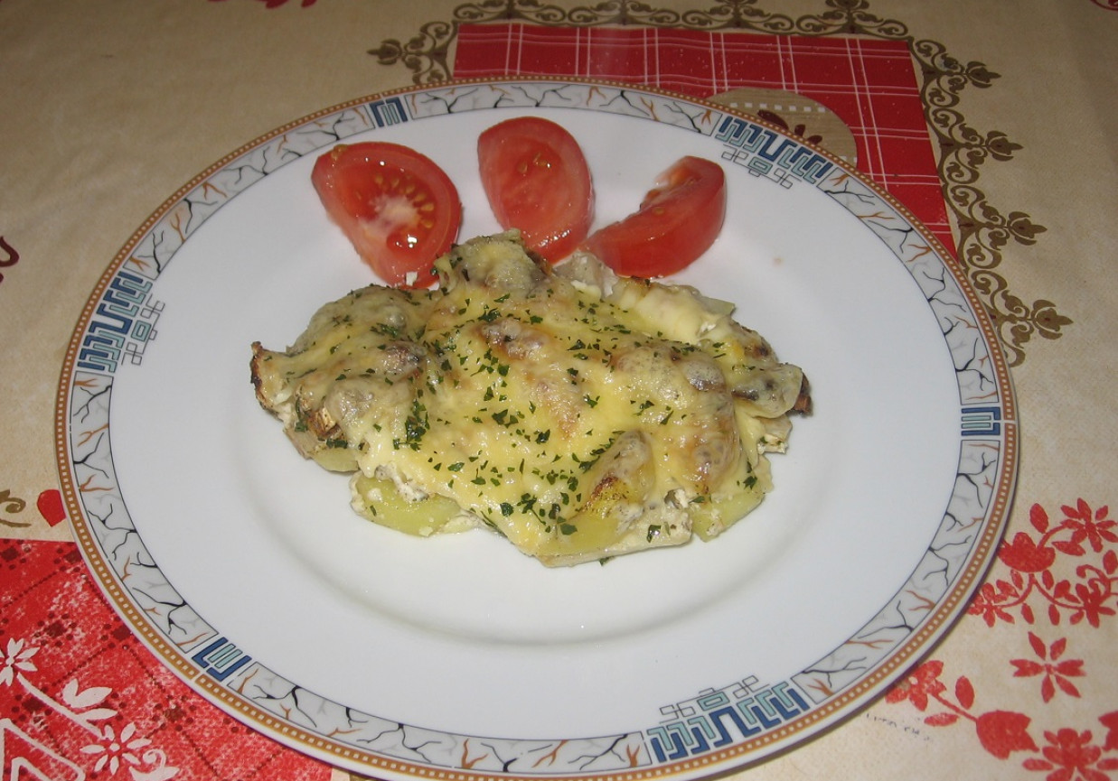 Zapiekanka z ziemniaków i selera foto