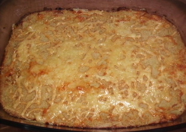 Fotografia przedstawiająca Zapiekanka z ziemniaków, kapusty kiszonej i mięsa mielonego