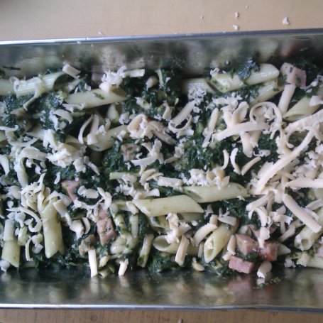 Krok 3 - Zapiekanka ze szpinakiem i penne foto