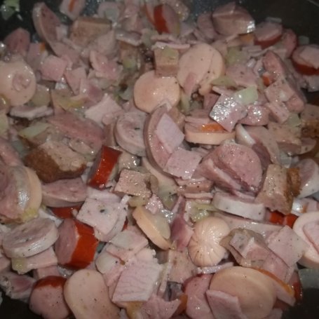 Krok 3 - Zapiekanka ziemniaczana wg Gosi foto