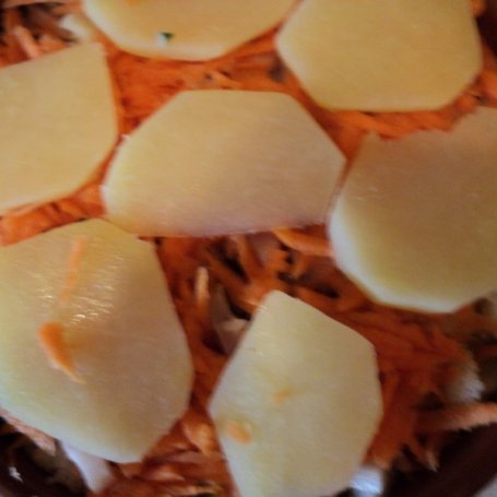 Krok 5 - Zapiekanka ziemniaczana z kalafiorem, boczkiem, beszamelem foto