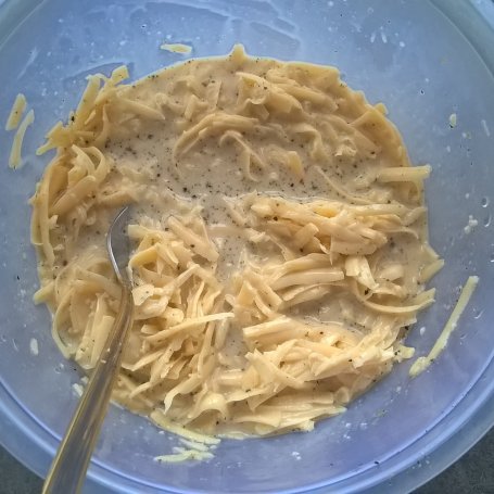 Krok 5 - Zapiekanka ziemniaczana z kiełbasą i brukselką foto