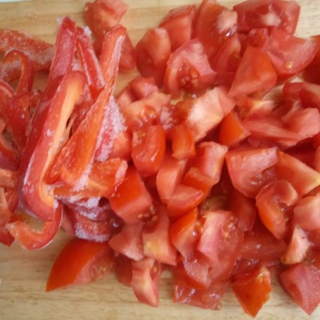 Krok 4 - Zapiekanki z warzywnym wsadem -parmezanem wzbogacone:) foto