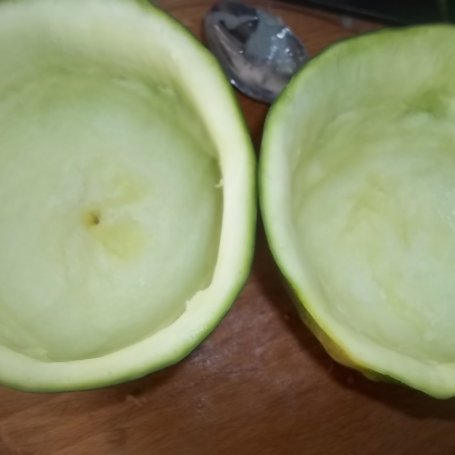Krok 2 - Zapiekany gulasz z kurczaka i cukinii foto