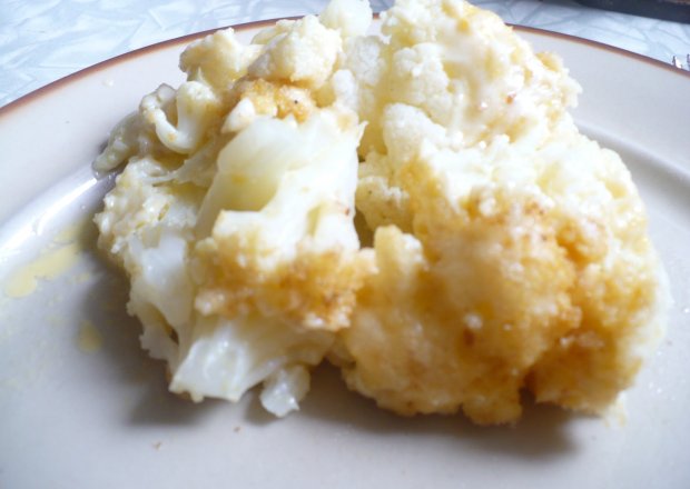Fotografia przedstawiająca Zapiekany kalafior z serem