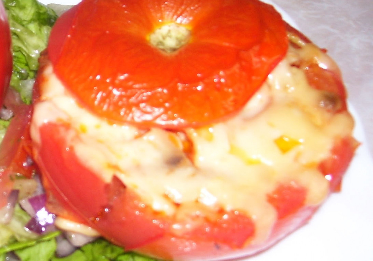 zapiekany pomidor foto