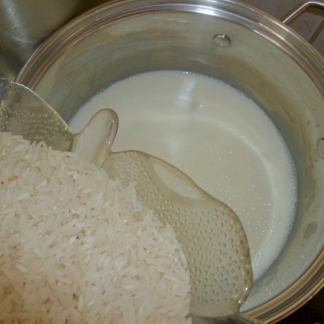 Krok 1 - Zapiekany ryż na mleku z jabłkami foto