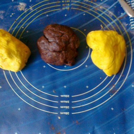 Krok 1 - Ciasto pleśniak z czarnymi porzeczkami foto