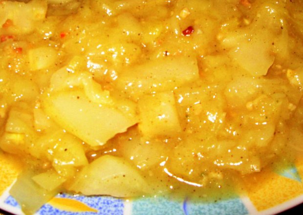 Fotografia przedstawiająca Zasmażana kapusta z nutą curry