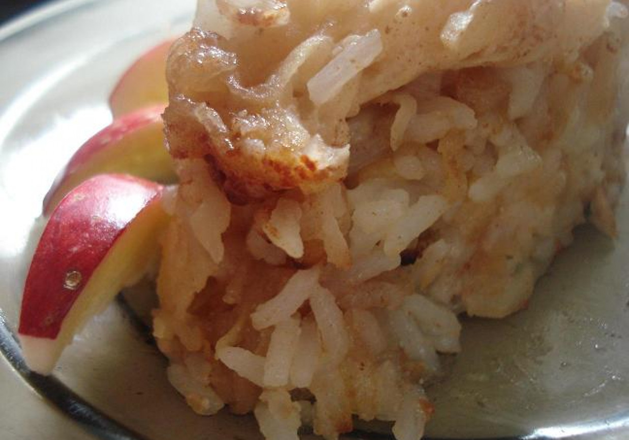 Zasmażany przysmak jabłkowo- ryżowy foto