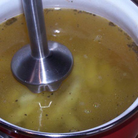 Krok 4 - Zdrowa kalarepowa, czyli zupa kremowa foto