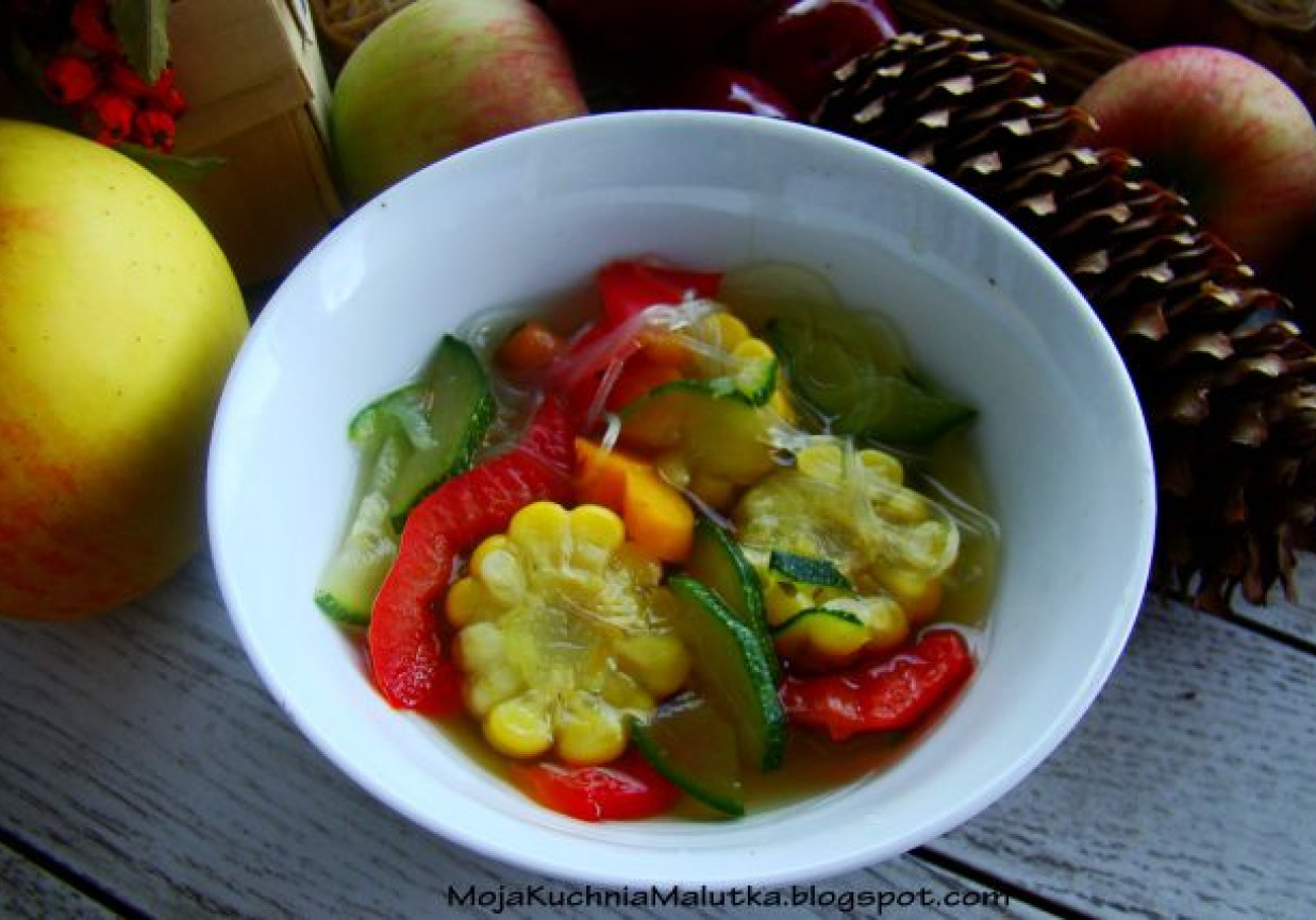Zdrowa zupka chińska foto